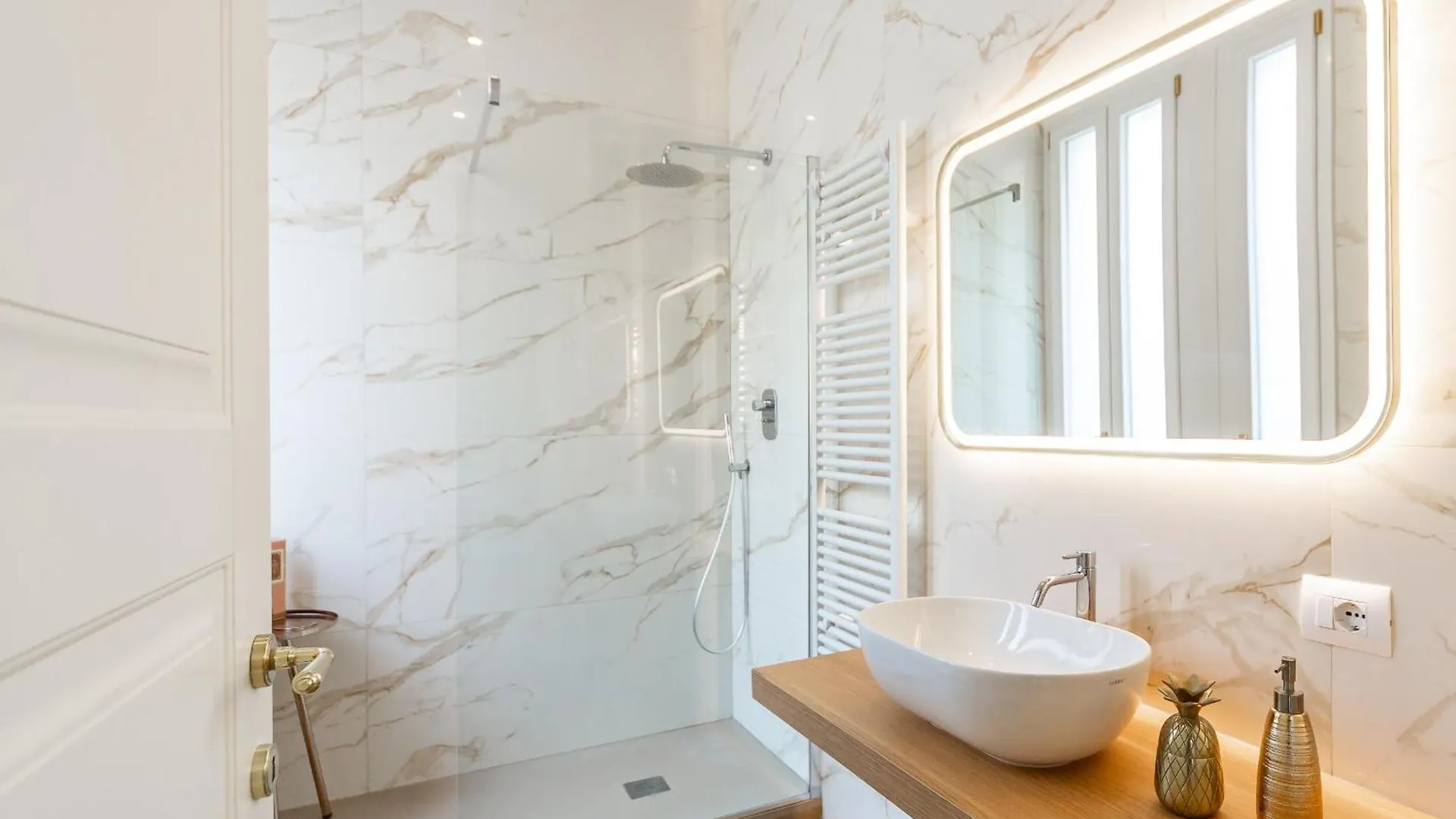 Milan Gorgeous Apartment 0*,  Italy